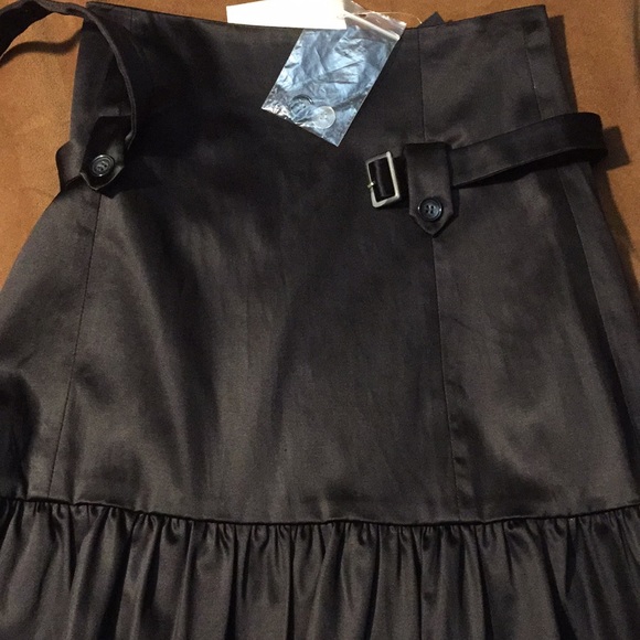 Skirts - Picture 3 of 3